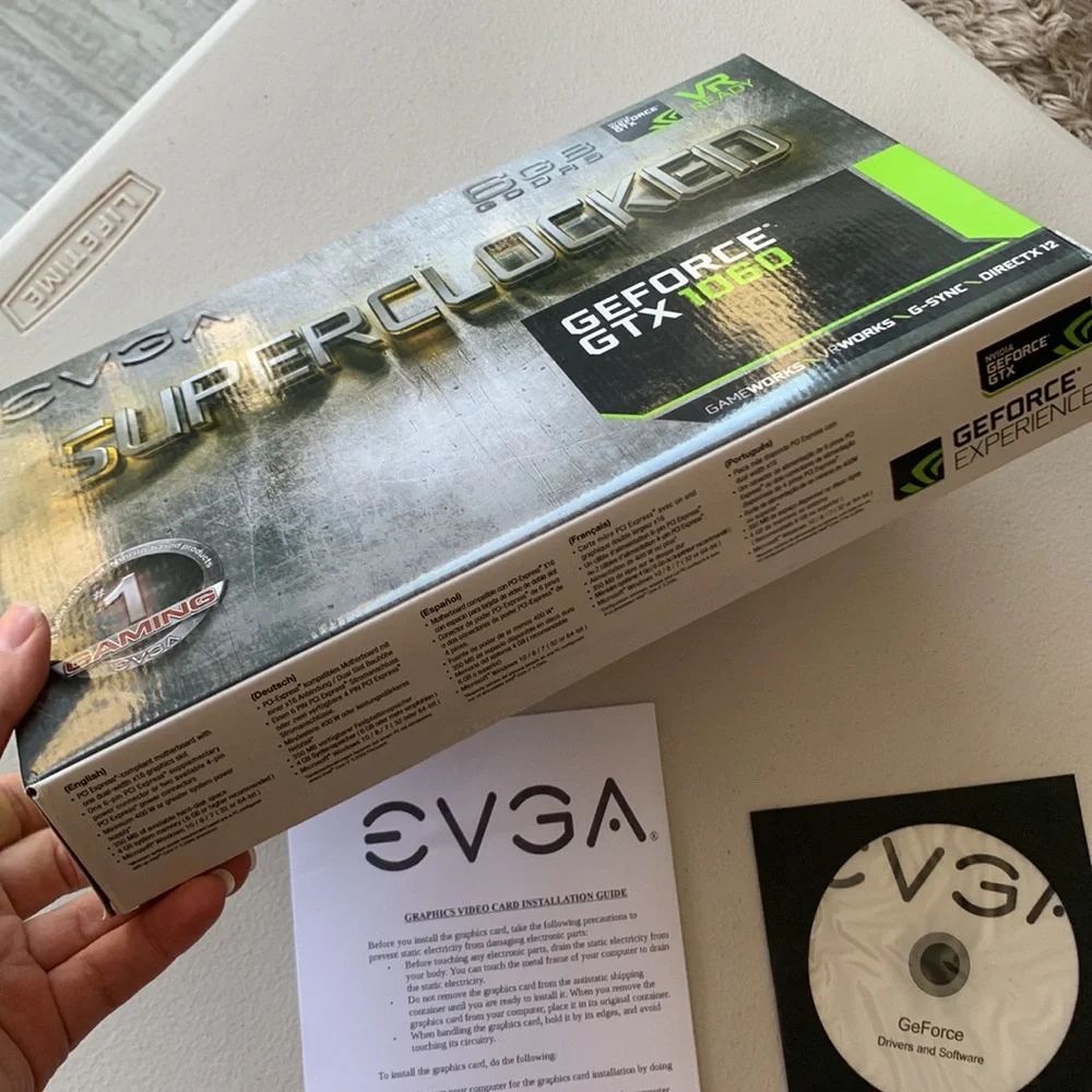 Insides of a Box: pin Cable for GEFORCE GTX 1060 CD and screws